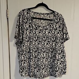 Womens 2X Plus Size Cotton Shirt White Black Floral Print Short Sleeve